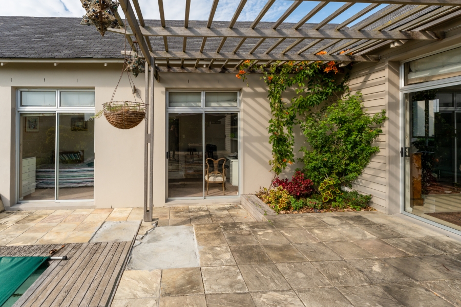 3 Bedroom Property for Sale in Lake Michelle Western Cape